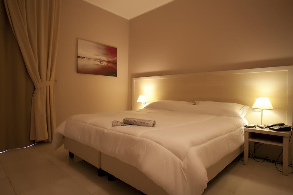 Hotel Tiziano Trapani Exterior foto